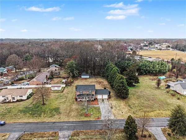 $409,000 | 190 Scottsdale Lane, Clemmons, NC 27012