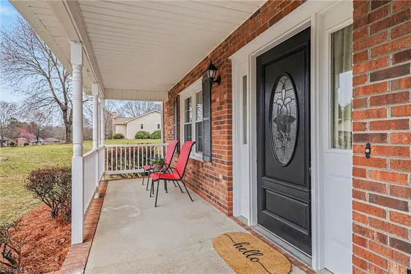 $409,000 | 190 Scottsdale Lane, Clemmons, NC 27012