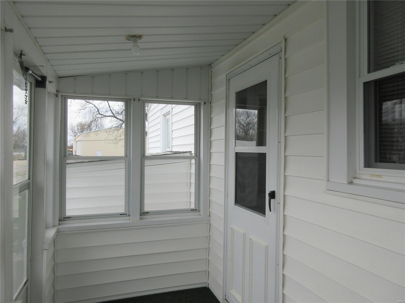 4755 Fosterburg Road Bethalto, IL 62010 - Photo 2 of 17 Gallery Image 2