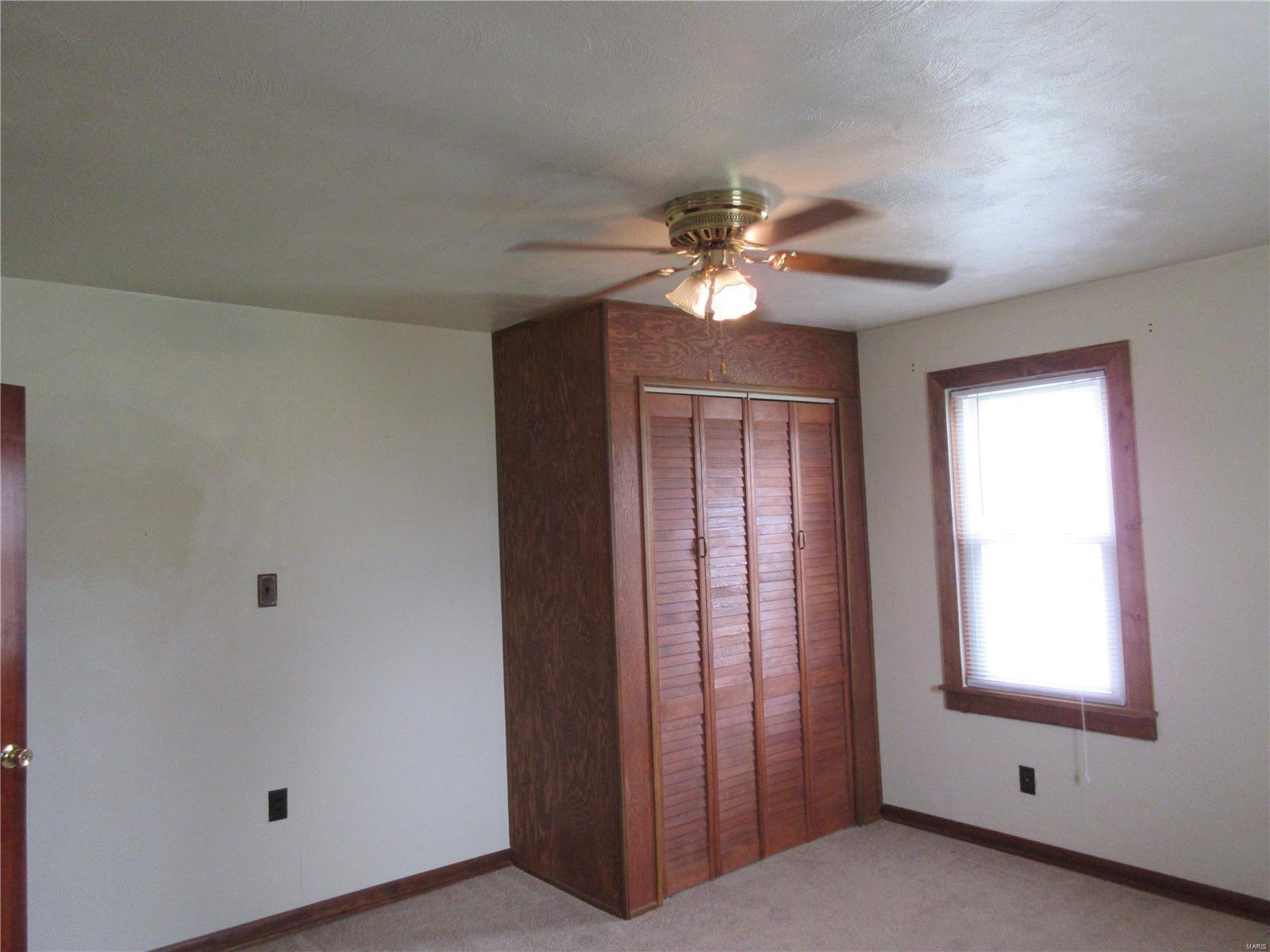 4755 Fosterburg Road Bethalto, IL 62010 - Photo 9 of 17 Gallery Image 9