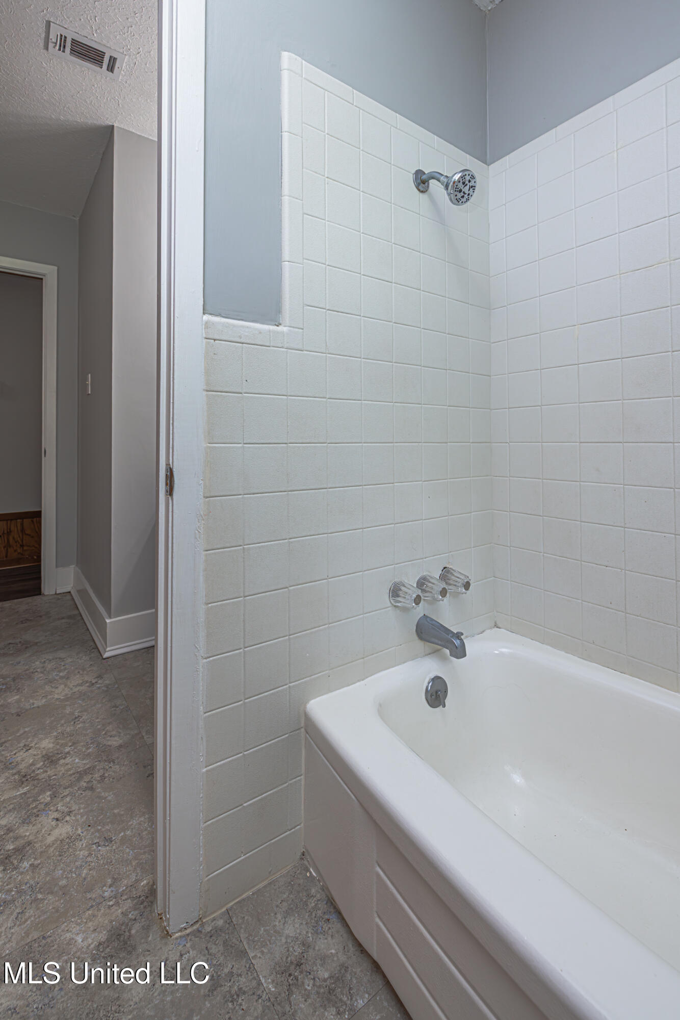 5216 Romany Drive Jackson, MS 39211 - Photo 46 of 46 1R4A9624-Enhanced-NR