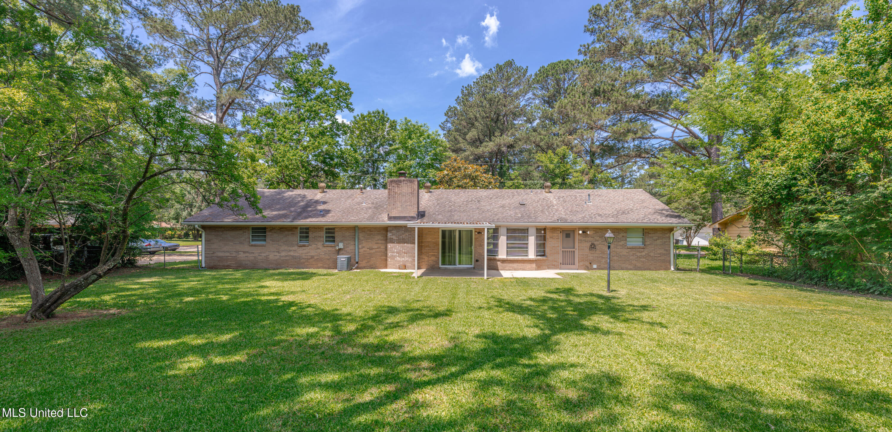 5216 Romany Drive Jackson, MS 39211 - Photo 8 of 46 1R4A9580-Enhanced-NR