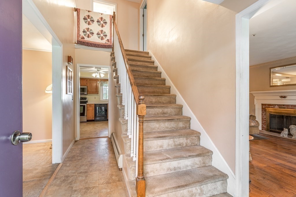 6 Pine Ridge Road Haverhill, MA 01830 - Photo 8 of 41 Gallery Image 8