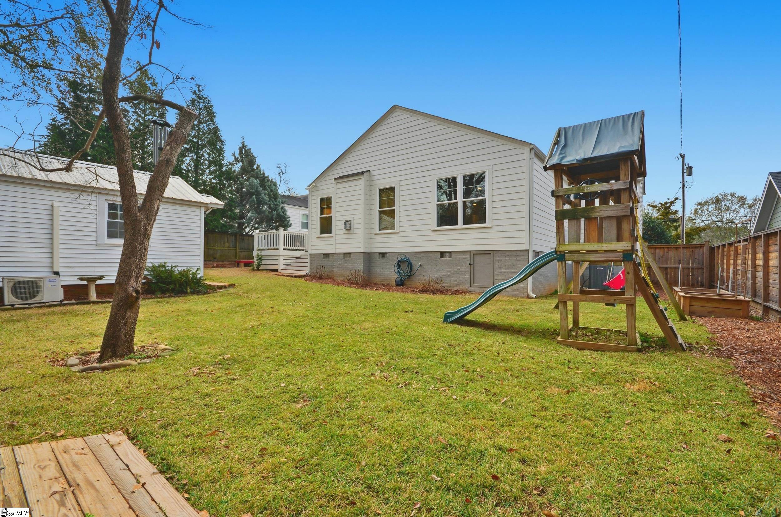 9 Tyler Street Greenville, SC 29605 - Photo 25 of 31