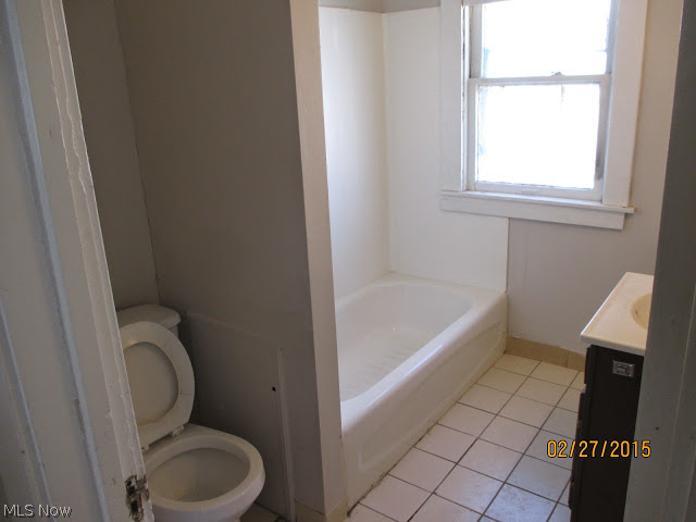3305 East Overlook Road Cleveland Heights, OH 44118 - Photo 7 of 20