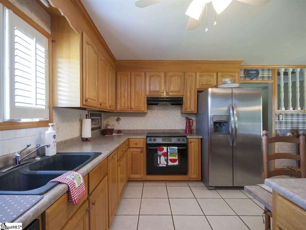 525 Mulberry Road Easley, SC 29640 - Photo 19 of 36