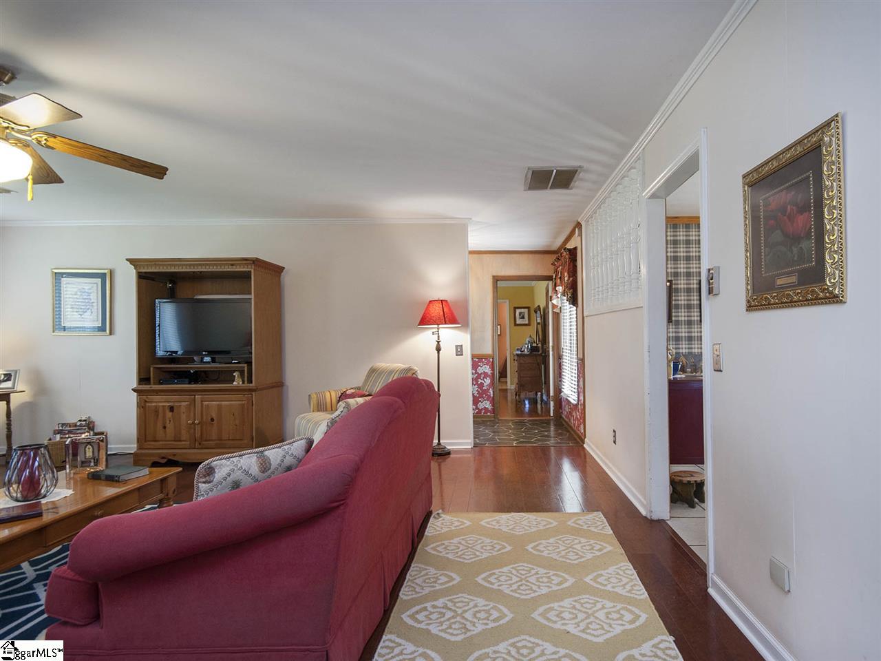 525 Mulberry Road Easley, SC 29640 - Photo 6 of 36