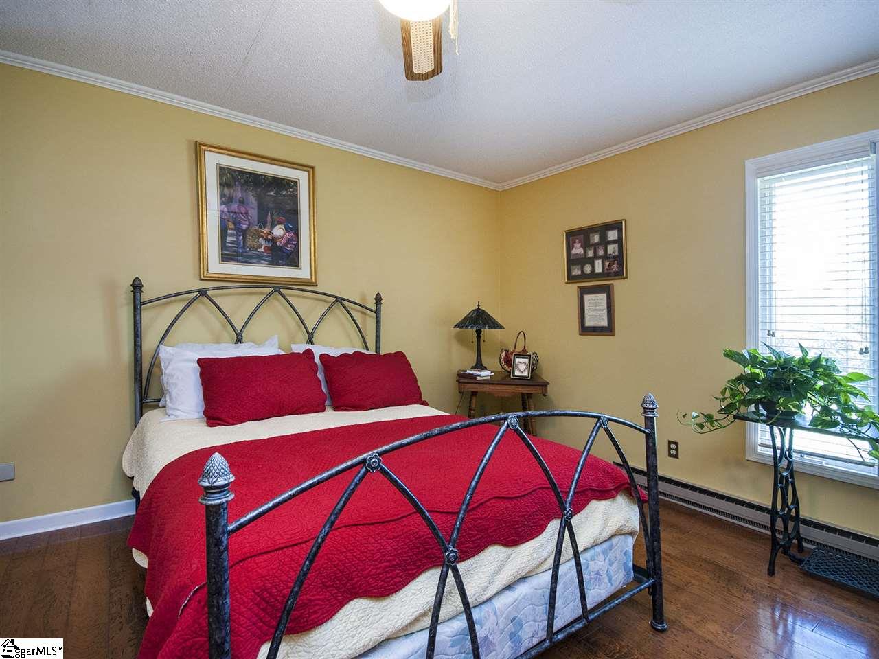 525 Mulberry Road Easley, SC 29640 - Photo 7 of 36