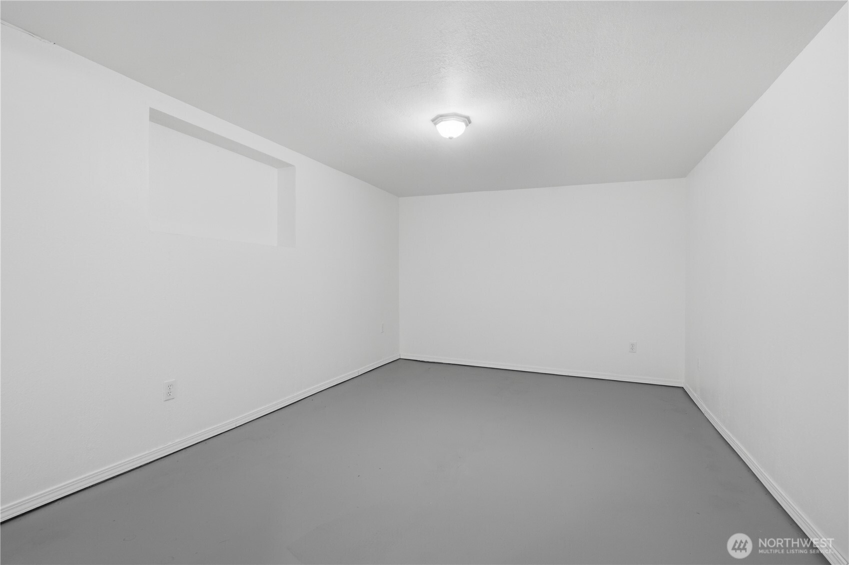 116 Northeast 133rd Street Seattle, WA 98125 - Photo 18 of 23 a view of room
