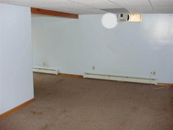 47 Tripp Road Woodstock, CT 06281 - Photo 7 of 12 Gallery Image 7