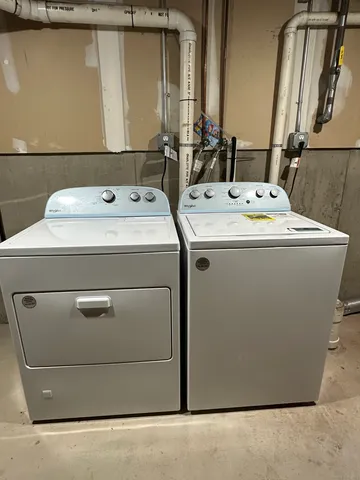 a view of washer and dryer