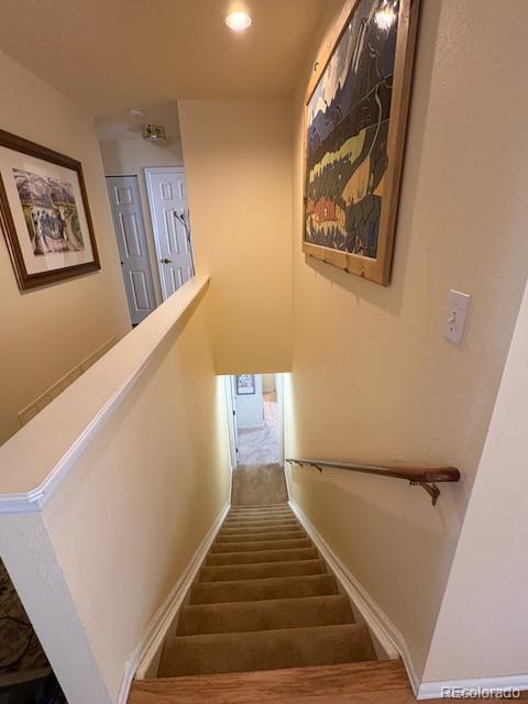 4 Shetland Court Highlands Ranch, CO 80130 - Photo 29 of 46 a view of entryway