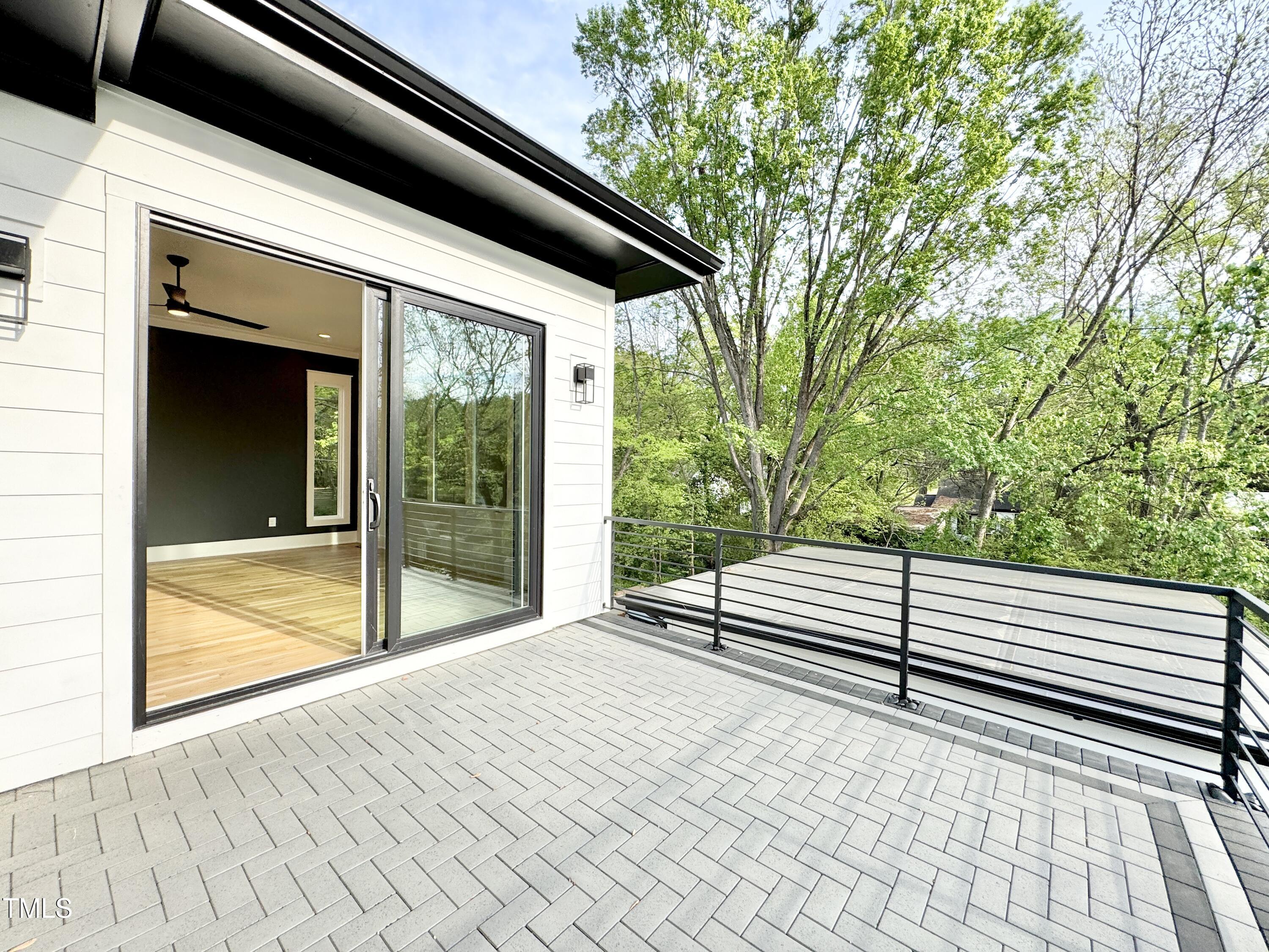 622 Glascock Street Raleigh, NC 27604 - Photo 11 of 81 IMG_8380