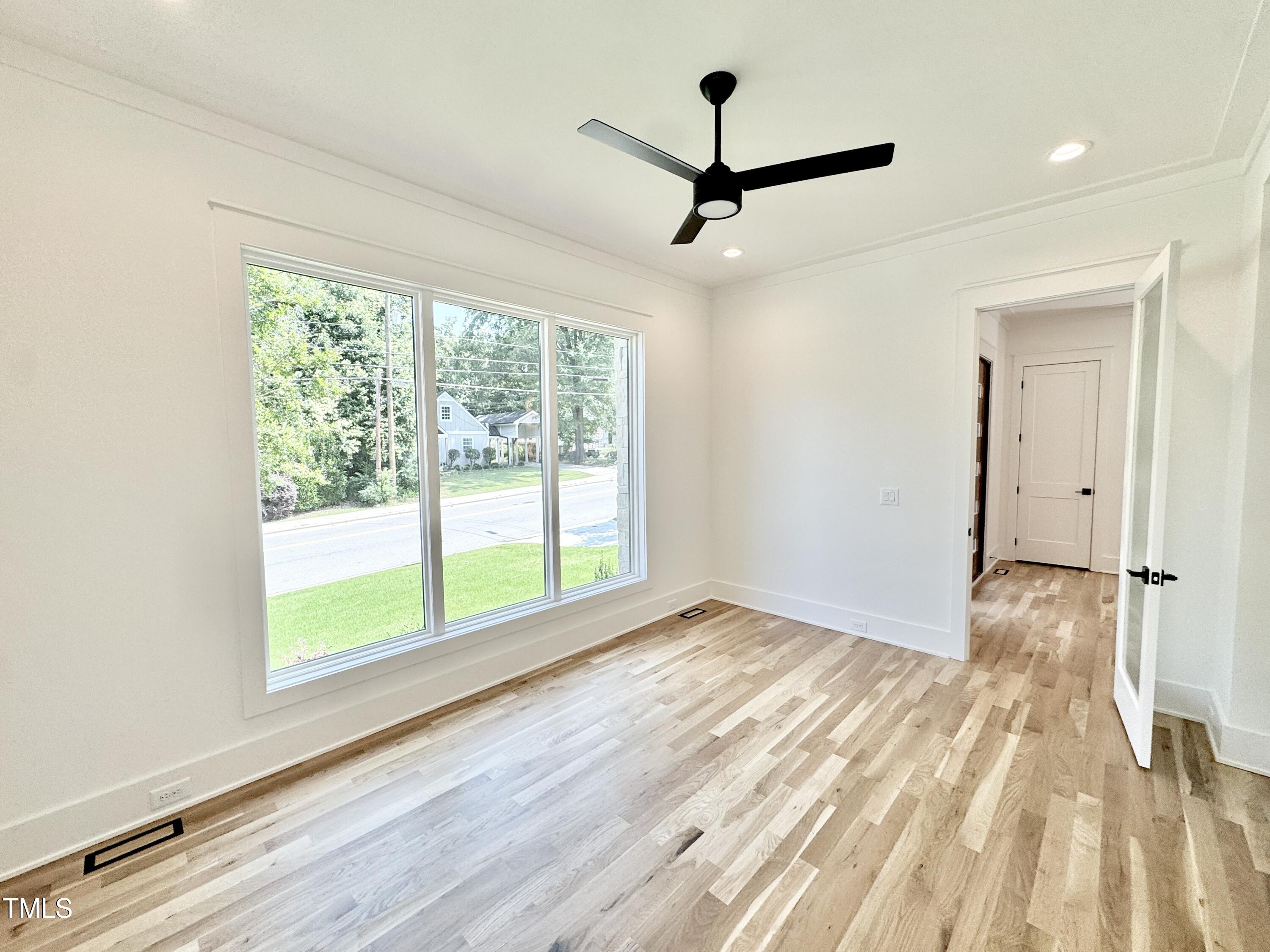 622 Glascock Street Raleigh, NC 27604 - Photo 15 of 81 IMG_2560