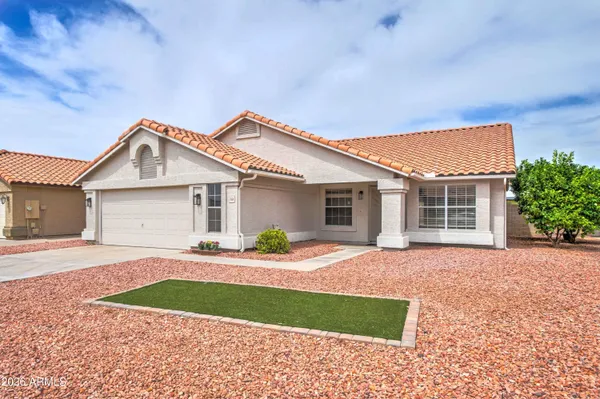 $549,900 | 7664 West Redfield Road, Peoria, AZ 85381