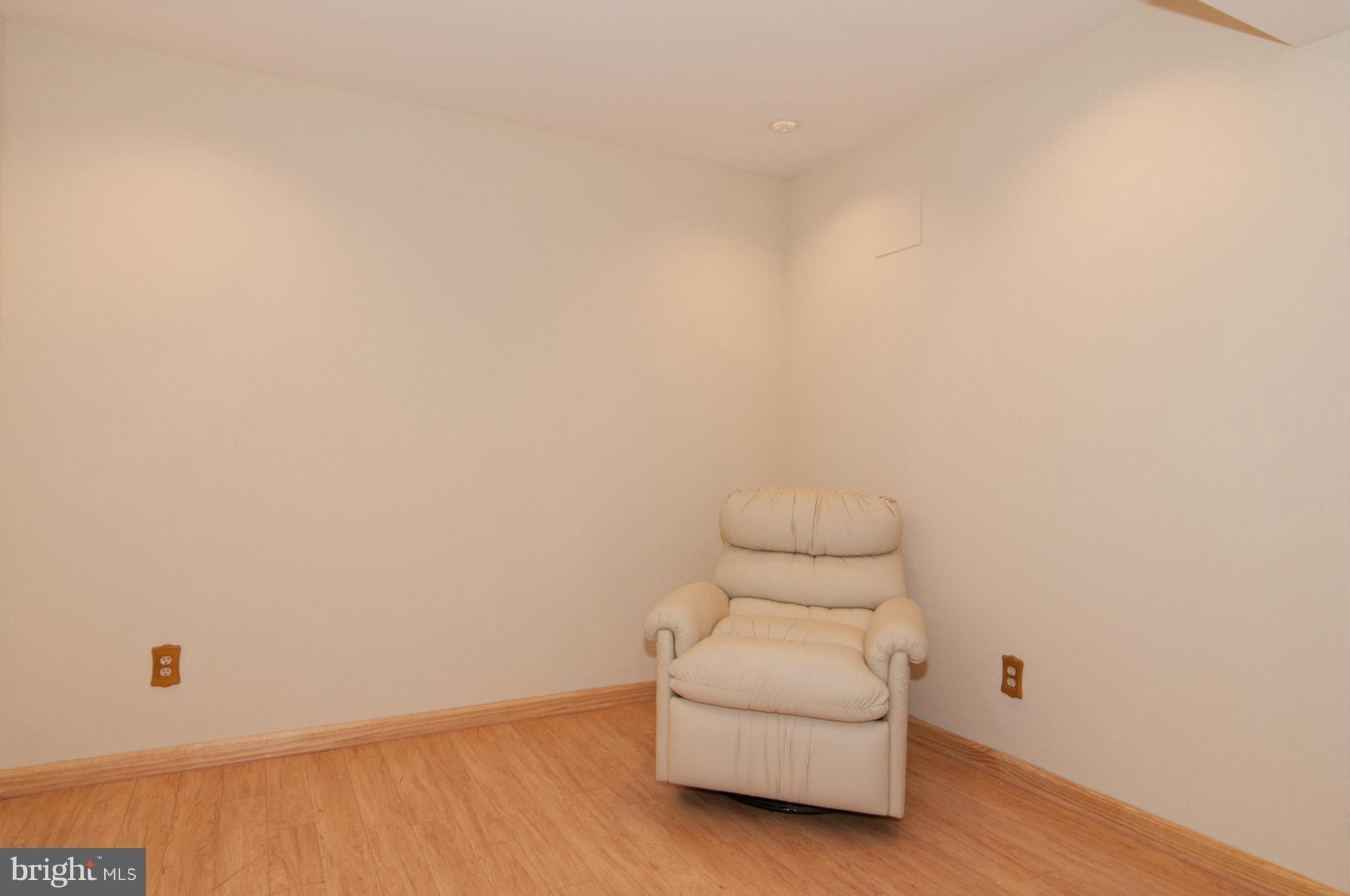 7319 Castle Road Manassas, VA 20109 - Photo 8 of 22 Den in lower level