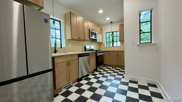 5535 Yorkshire Road Detroit, MI 48224 - Photo 5 of 18
