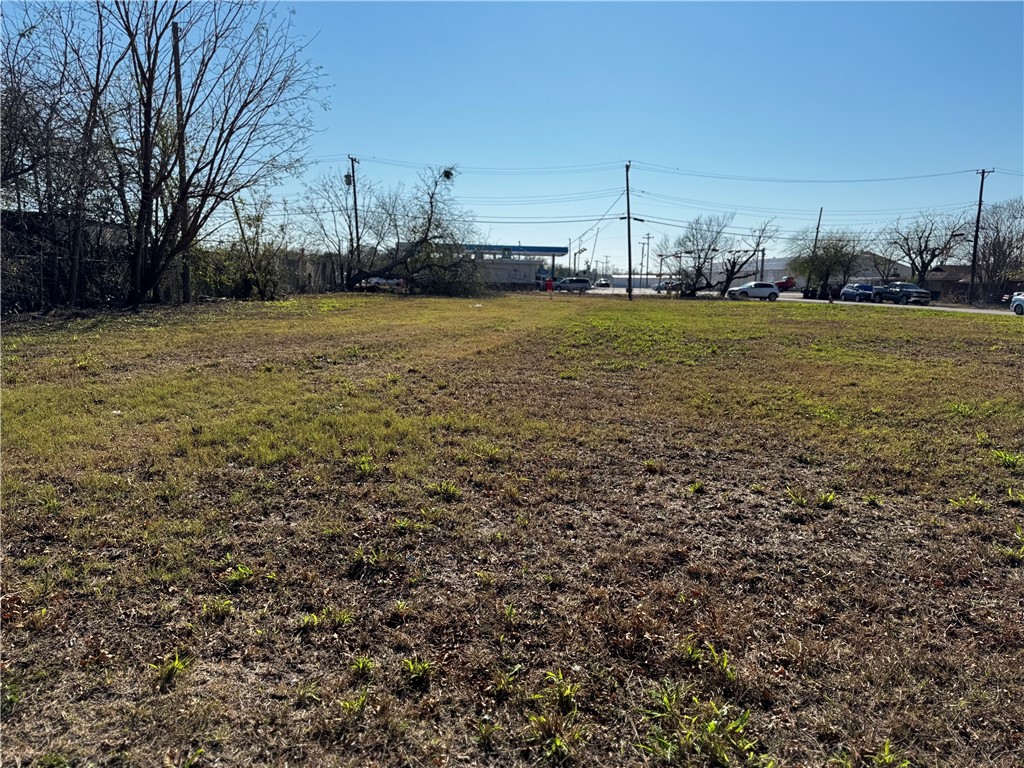 301 Kirkpatrick Street Taft, TX 78390 - Photo 2 of 4 a view of a ocean view