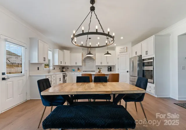 $699,000 | 11016 Larkslea Lane, Charlotte, NC 28278