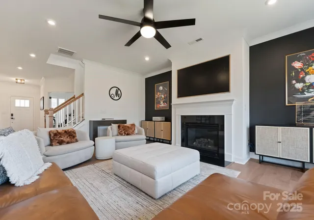 $699,000 | 11016 Larkslea Lane, Charlotte, NC 28278