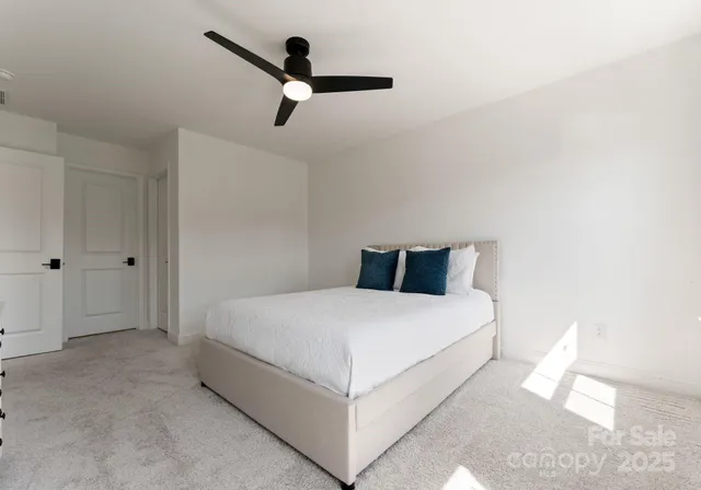 $699,000 | 11016 Larkslea Lane, Charlotte, NC 28278