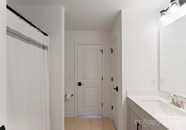 $699,000 | 11016 Larkslea Lane, Charlotte, NC 28278