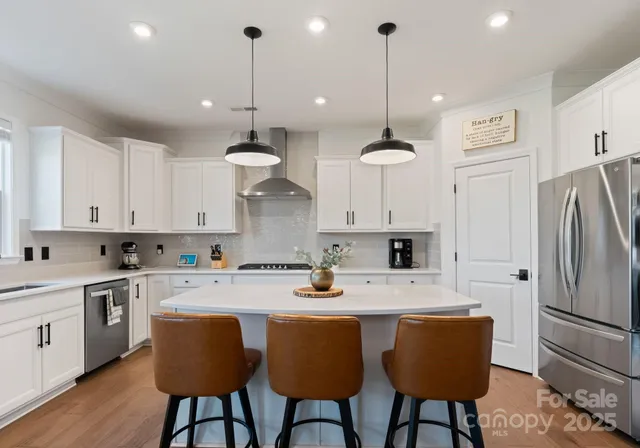 $699,000 | 11016 Larkslea Lane, Charlotte, NC 28278