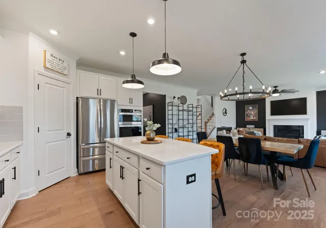 $699,000 | 11016 Larkslea Lane, Charlotte, NC 28278