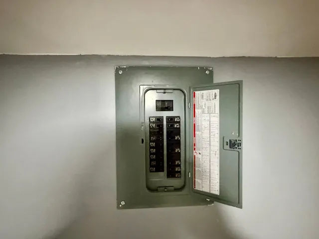 $125,000 | 714 South Elm Street, Lamberton, MN 56152