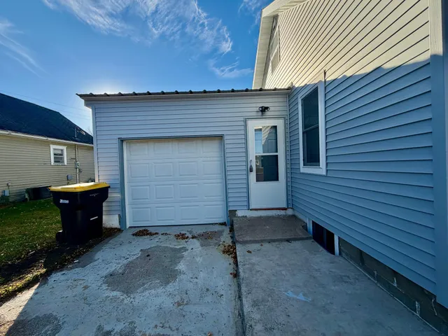 $125,000 | 714 South Elm Street, Lamberton, MN 56152