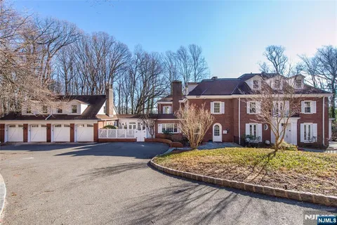 $1,995,000 | 5 Rocky Way, West Orange, NJ 07052