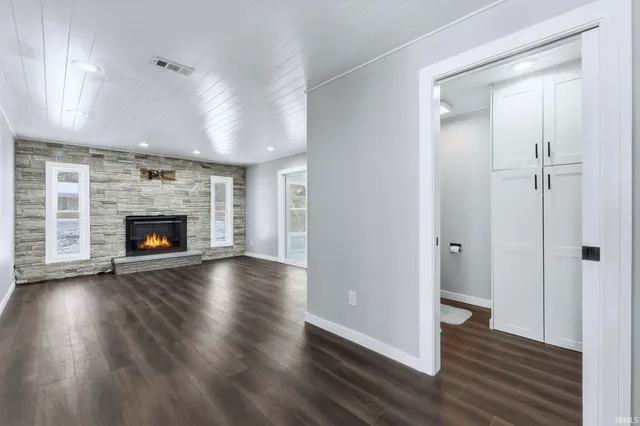 $389,999 | 9420 Saratoga Road, Fort Wayne, IN 46804