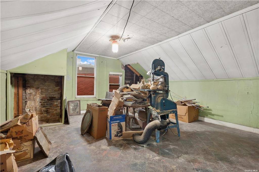 174 Eagle Street Brooklyn, NY 11222 - Photo 11 of 30