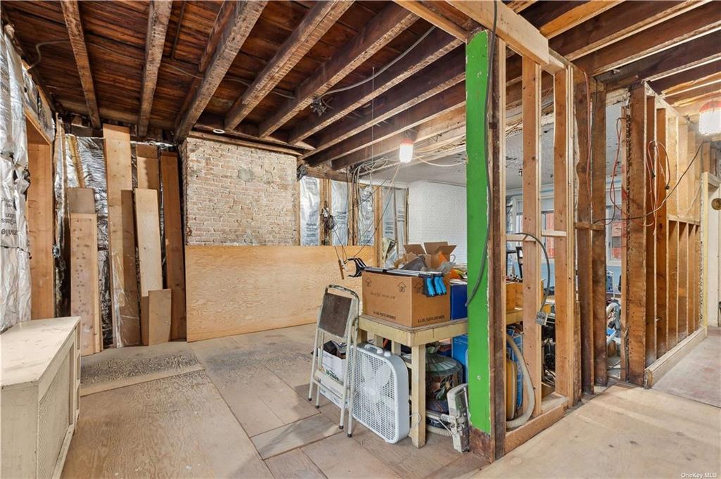 174 Eagle Street Brooklyn, NY 11222 - Photo 15 of 30