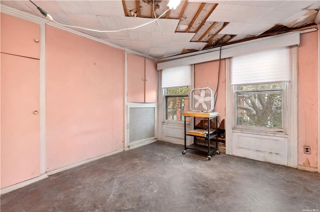 174 Eagle Street Brooklyn, NY 11222 - Photo 9 of 30