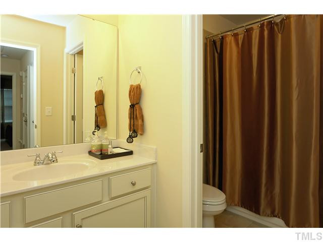 2327 Lowden Street Raleigh, NC 27608 - Photo 22 of 25 Photo 22