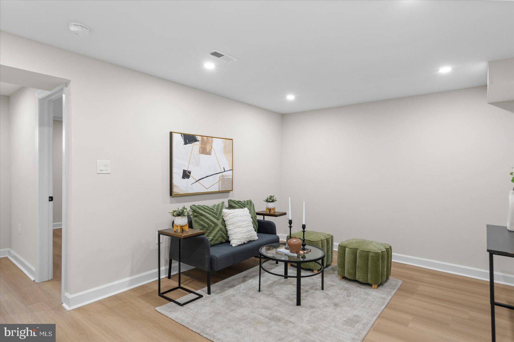 1518 Gridley Lane Silver Spring, MD 20902 - Photo 19 of 57