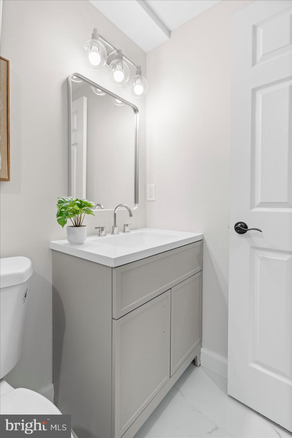 1518 Gridley Lane Silver Spring, MD 20902 - Photo 23 of 57