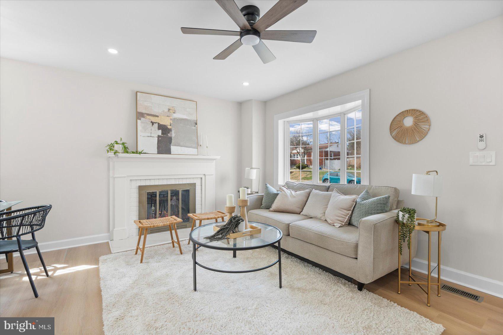 1518 Gridley Lane Silver Spring, MD 20902 - Photo 6 of 57