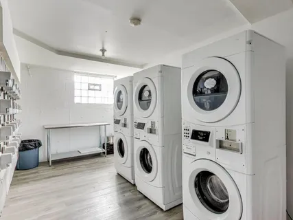 $1,600 | 7250 North Western Avenue, Unit 202, Chicago, IL 60645