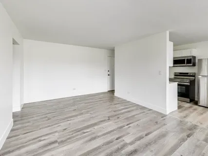 $1,600 | 7250 North Western Avenue, Unit 202, Chicago, IL 60645