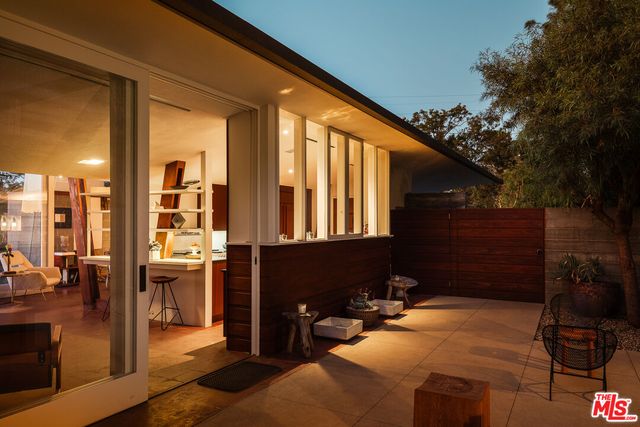 $2,395,000 | 1430 Avon Terrace, Los Angeles, CA 90026