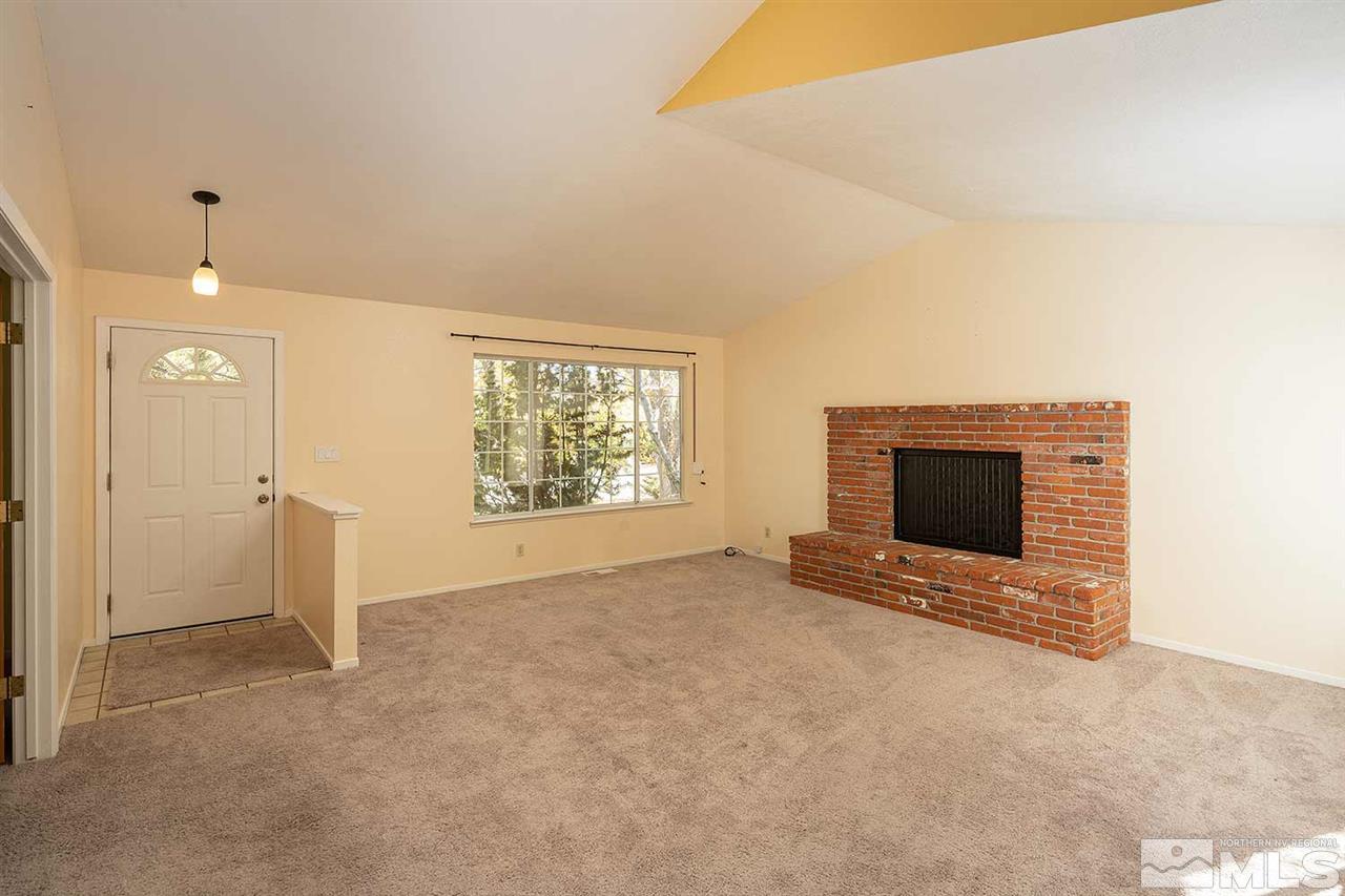 14445 Sundance Drive Reno, NV 89511 - Photo 4 of 40 Photo 4