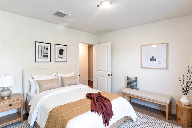 $2,400 | 3929 Dickinson Avenue, Aubrey, TX 76227