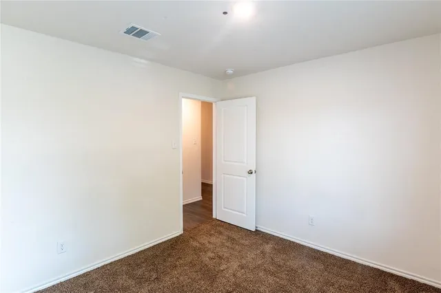 $2,400 | 3929 Dickinson Avenue, Aubrey, TX 76227