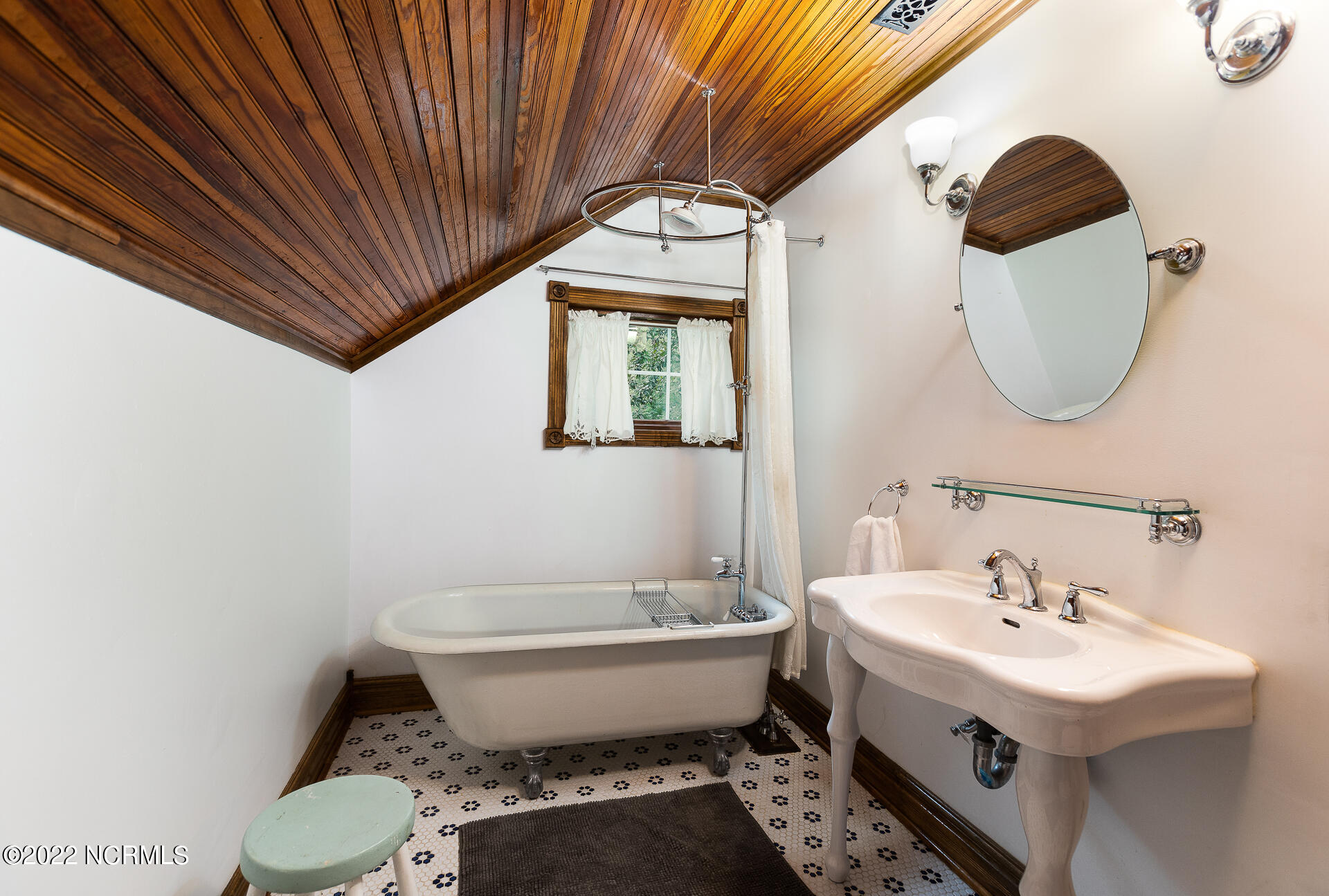 165 Matthews Road Lakeview, NC 28350 - Photo 50 of 59 18