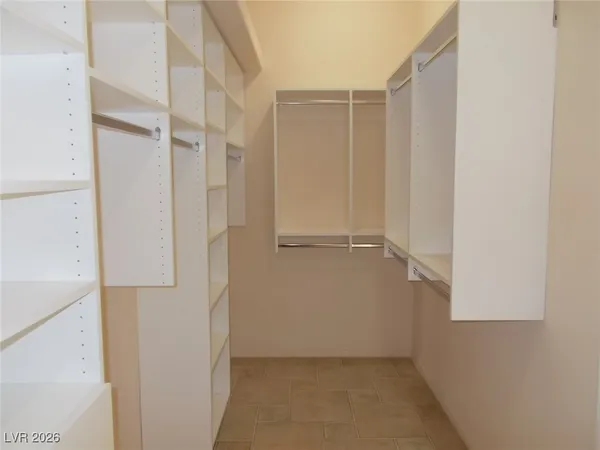 $2,600 | 2916 Vista Butte Drive, Las Vegas, NV 89134