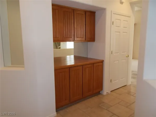 $2,600 | 2916 Vista Butte Drive, Las Vegas, NV 89134