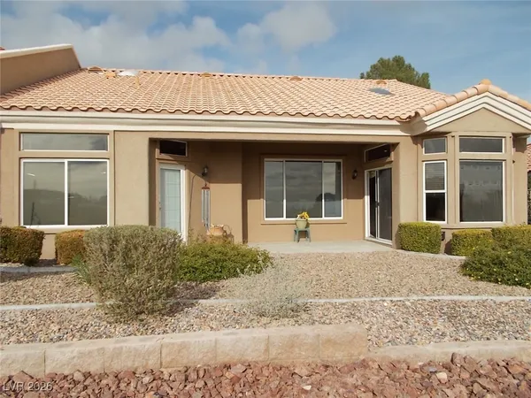 $2,600 | 2916 Vista Butte Drive, Las Vegas, NV 89134