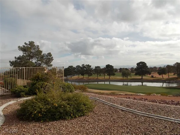 $2,600 | 2916 Vista Butte Drive, Las Vegas, NV 89134